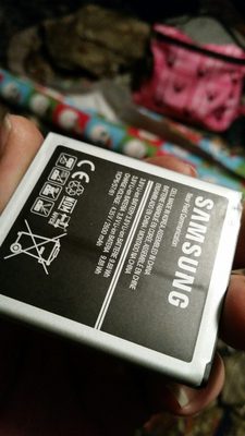 if u look on battery see how its raised thats the chip underneath the sticker their batteries doesn't have this cause they are counterfeit!!