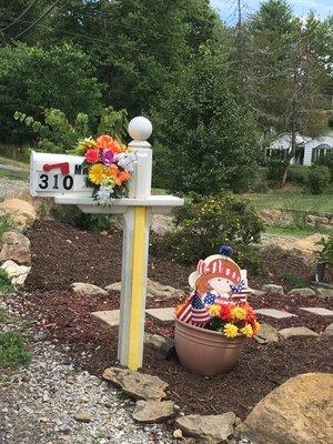 Mail box area is alway decorated for the season. Home based on purpose to remove you from the hustle and bustle of a building.