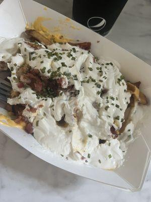 King Fries with extra sour cream