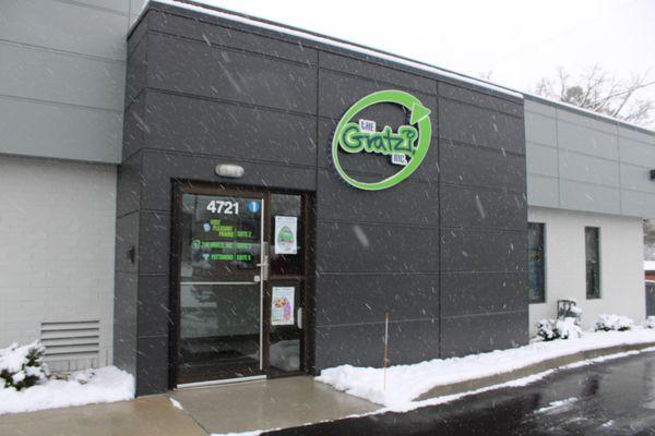 Main entrance of The Gratzi, Inc.