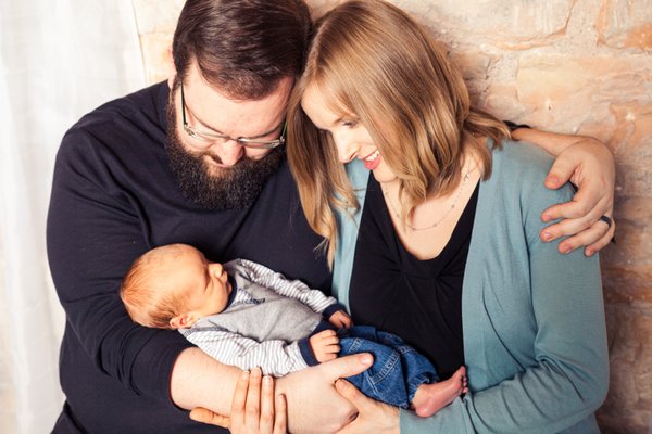 Newborn & Family Sessions