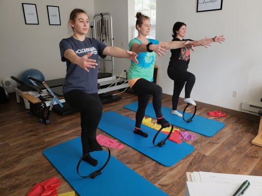 PIlates Mat Class with the CIrcle