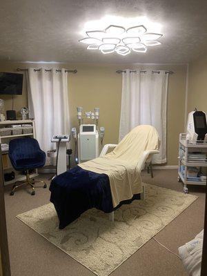 One of our 3 tranquil treatment rooms, designed for your comfort and relaxation. Where your journey to a new you begins.