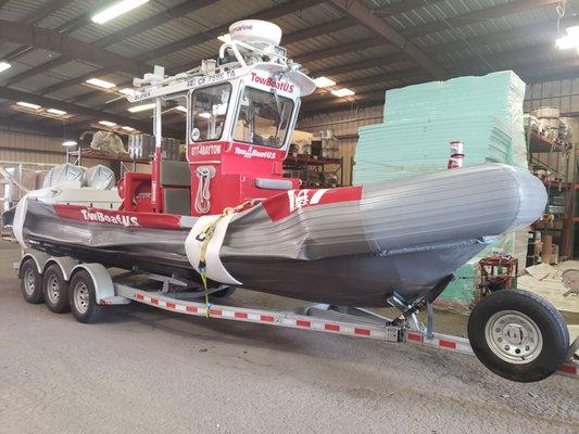 TowBoatUS Old River from the California Delta getting a new inflatable collar.