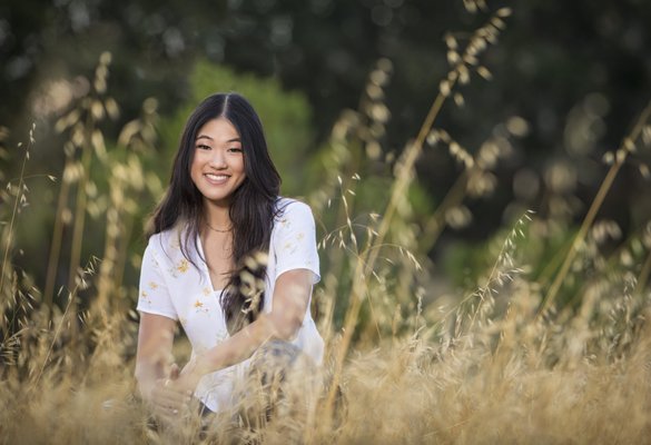 Senior photography in the fields of Salinas