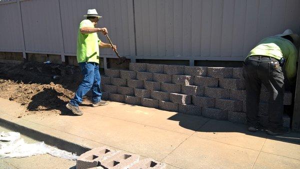 Process of new retainer wall installation