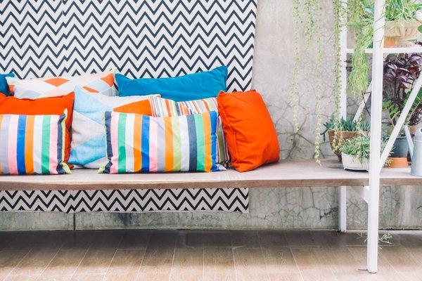 Outdoor cushions & pillows