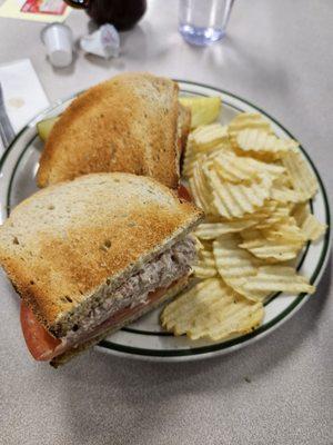 Tuna salad sandwich