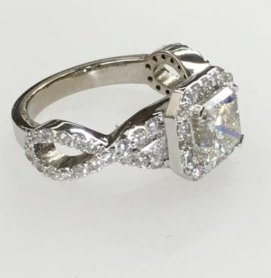 Beautiful Diamond and White Gold Engagement ring - another happy client!