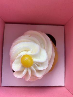 Lemon cupcake