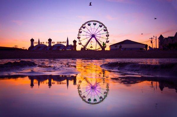 Lively Old Orchard Beach at Night, Visit Palace Playland!