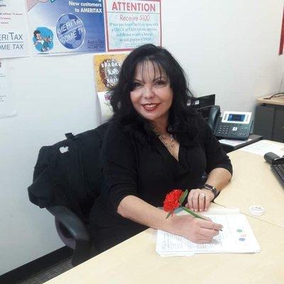 Gloria Munguia AmeriTax Manager