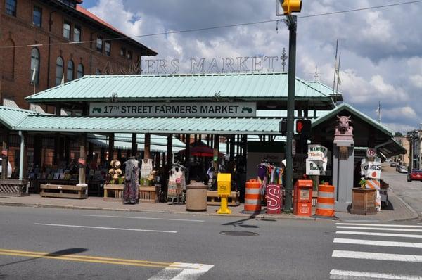 17th Street Farmers Market