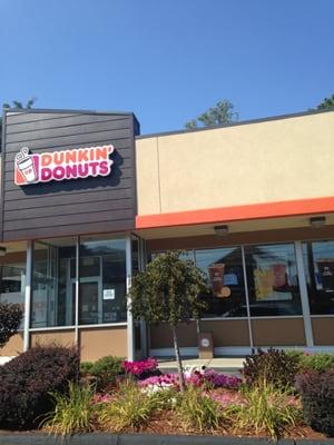 Weymouth Dunkin Donuts -- 162 Bridge Street / Route 3A, Weymouth            Storefront