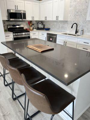 Clean kitchen.