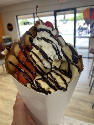 Bubble waffle sundae