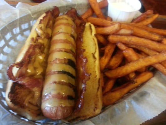 That's right...a peanut butter bacon dog.   It really is made YOUR way!