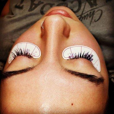 Eyelash tint.