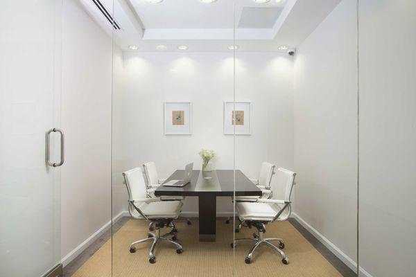 Anex Office Meeting Room