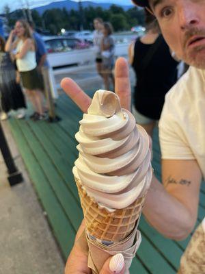 Soft serve (and photo Bomb)