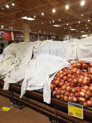 Rags placed on top of potatoes and onions overnight.