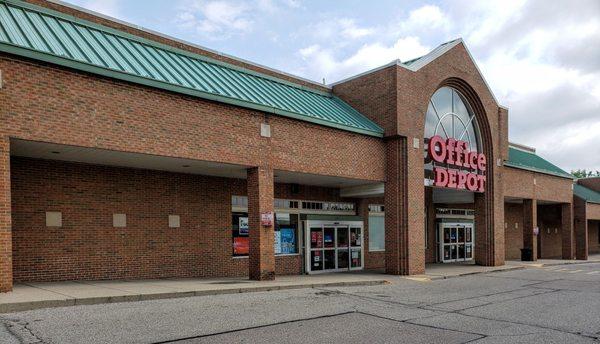 Storefront for Office Depot Dayton Mall Area