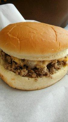 Loose meat cheeseburger