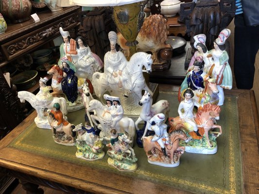 Ceramic figurines