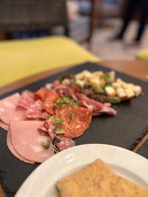 Charcuterie-regular size