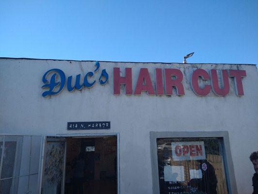 Duc's Barbers