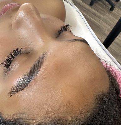 Brow clean up + Brow Lamination