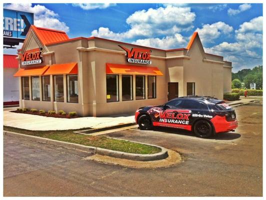 Outside view of Velox Insurance office in Woodstock, GA