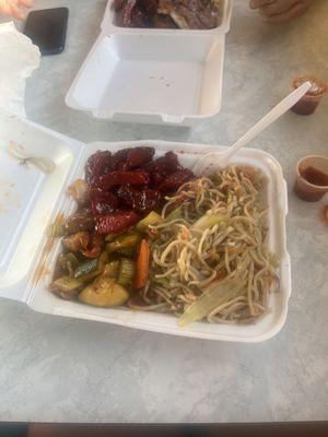 2 item combo chow mien bbq pork and spicy chicken