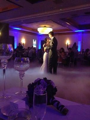 Dancing on the clouds #firstdance #wedding #eventlighting