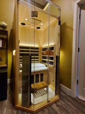 Infrared Sauna sessions are great for reducing inflammation, decreasing pain and reducing joing and muscle tension.