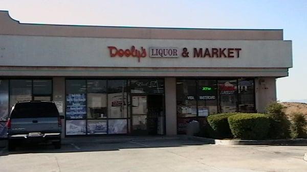 Dooly's Liquor & Market