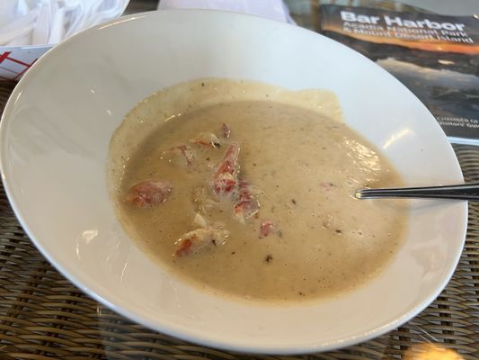 Sally Islands Lobster Bisque 16 oz.