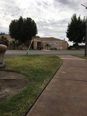 Entrance to the medical and dental clinic. Valley Health Team accept Medi-Cal and is accepting new patients. 559-693-2462