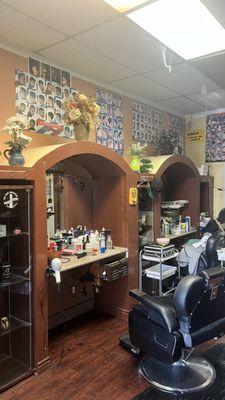 International Barber & Beauty Salon