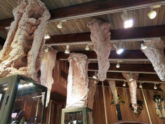 The beautiful pink "geodes" hanging from the ceiling.