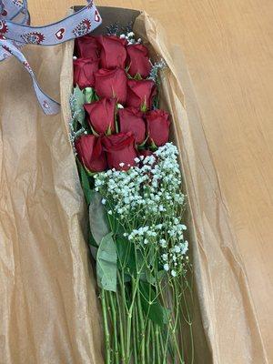 Long stem roses as delivered to my lady