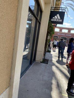 Long line for adidas. 20 minutes and no movement.