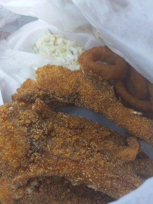 Buffalo  fish slaw onion rings