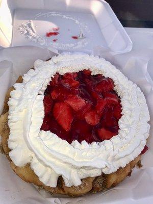 Cinnamon powder strawberry funnel cake