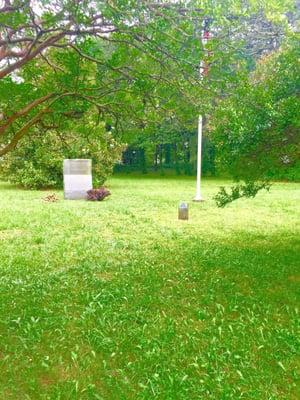 The Memorial Stone and Confederate Flag