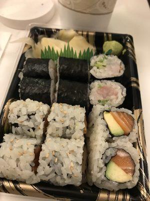 Lunch combo: 2 Rolls + miso soup