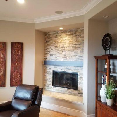 Tilecrafter#fireplace#ledgerstone