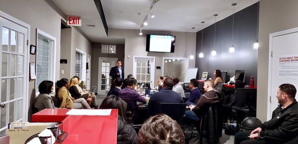 Jampacked Pricing Bootcamp earlier in our Bath Ave office, w/ our Head Broker Mike Napolitano & Director of Sales Josephine Sabatino