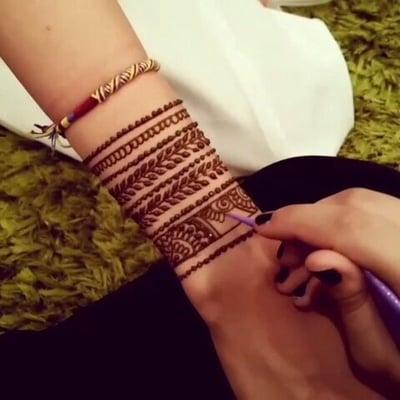 wrist henna