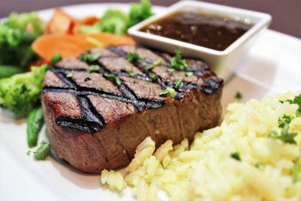 Filet with a whiskey house glaze